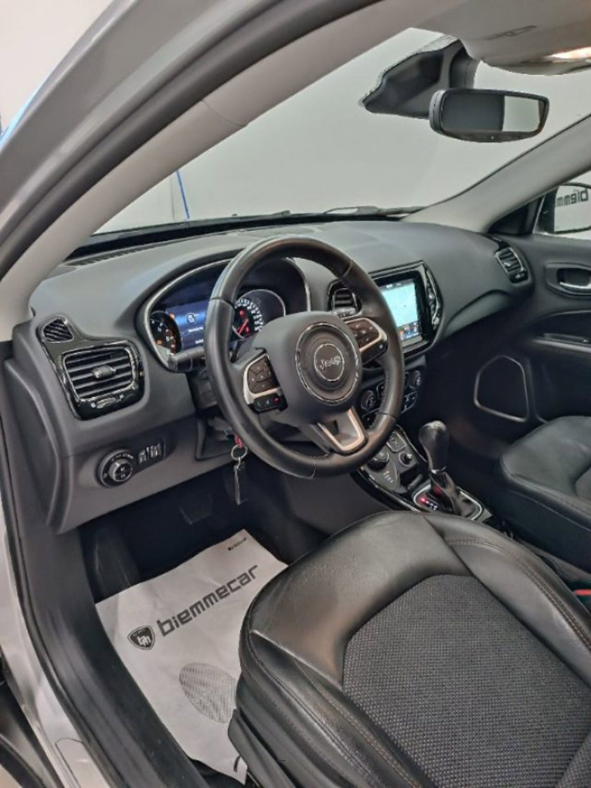Jeep Compass 2.0 Multijet II aut. 4WD Limited (16)