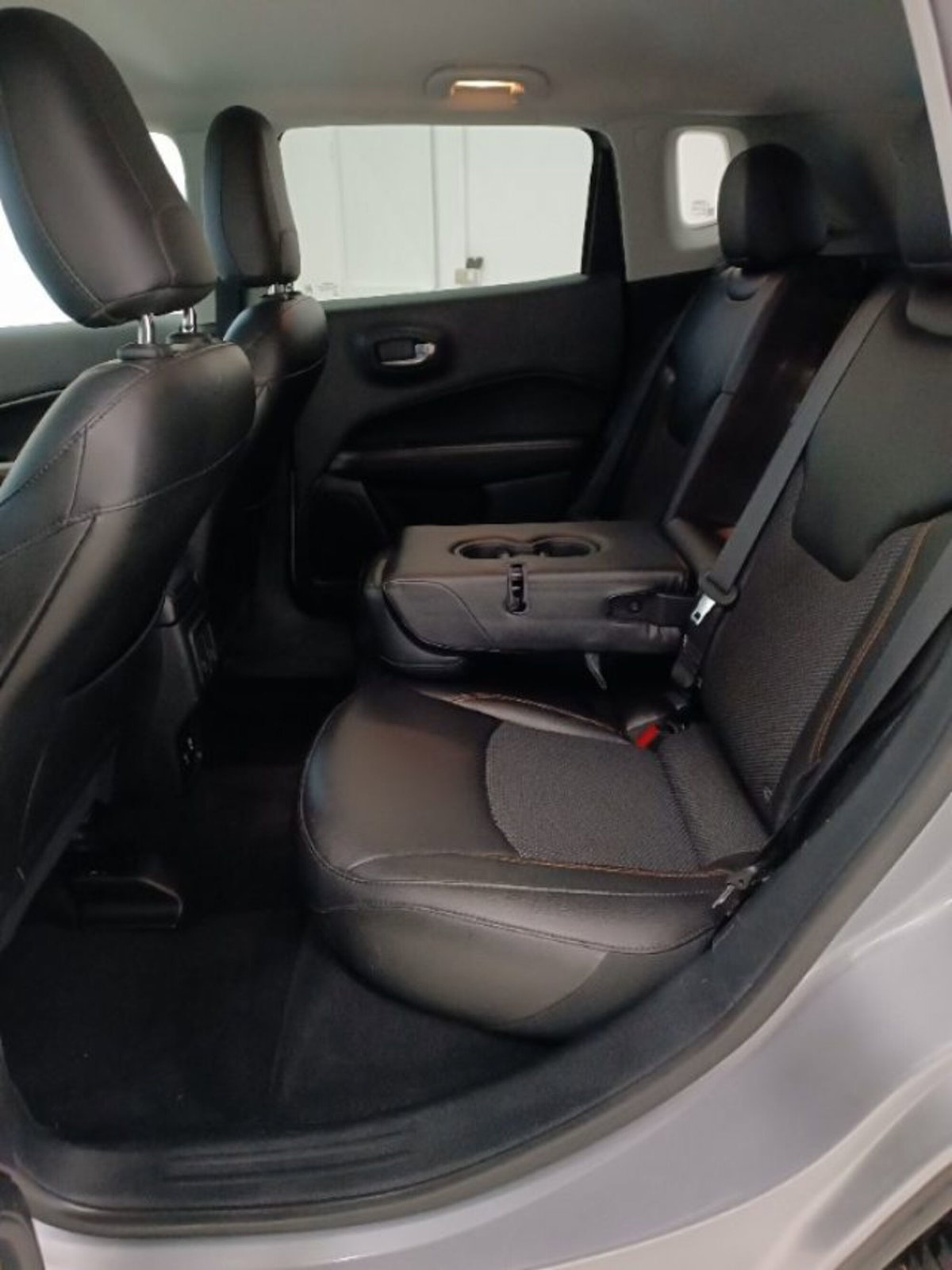 Jeep Compass 2.0 Multijet II aut. 4WD Limited (17)