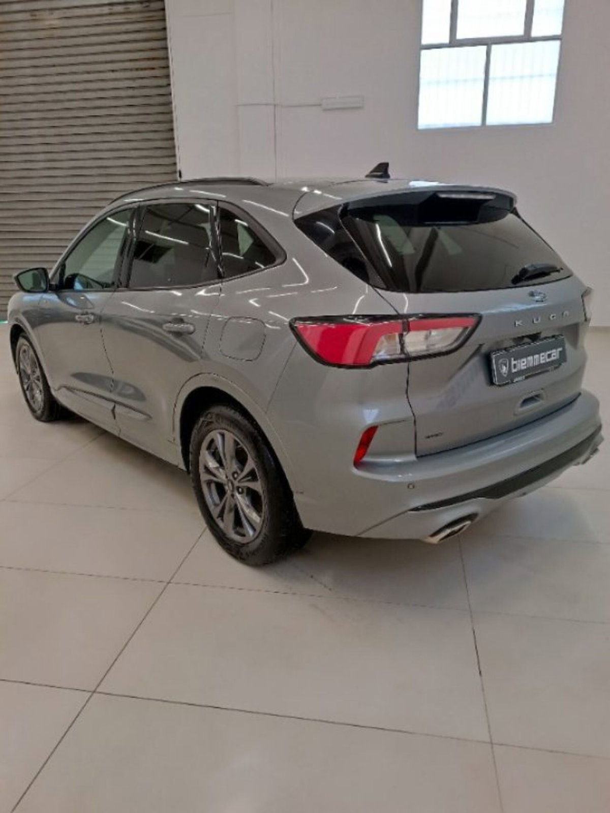 Ford Kuga 2.0 EcoBlue 120 CV aut. 2WD ST-Line X (4)