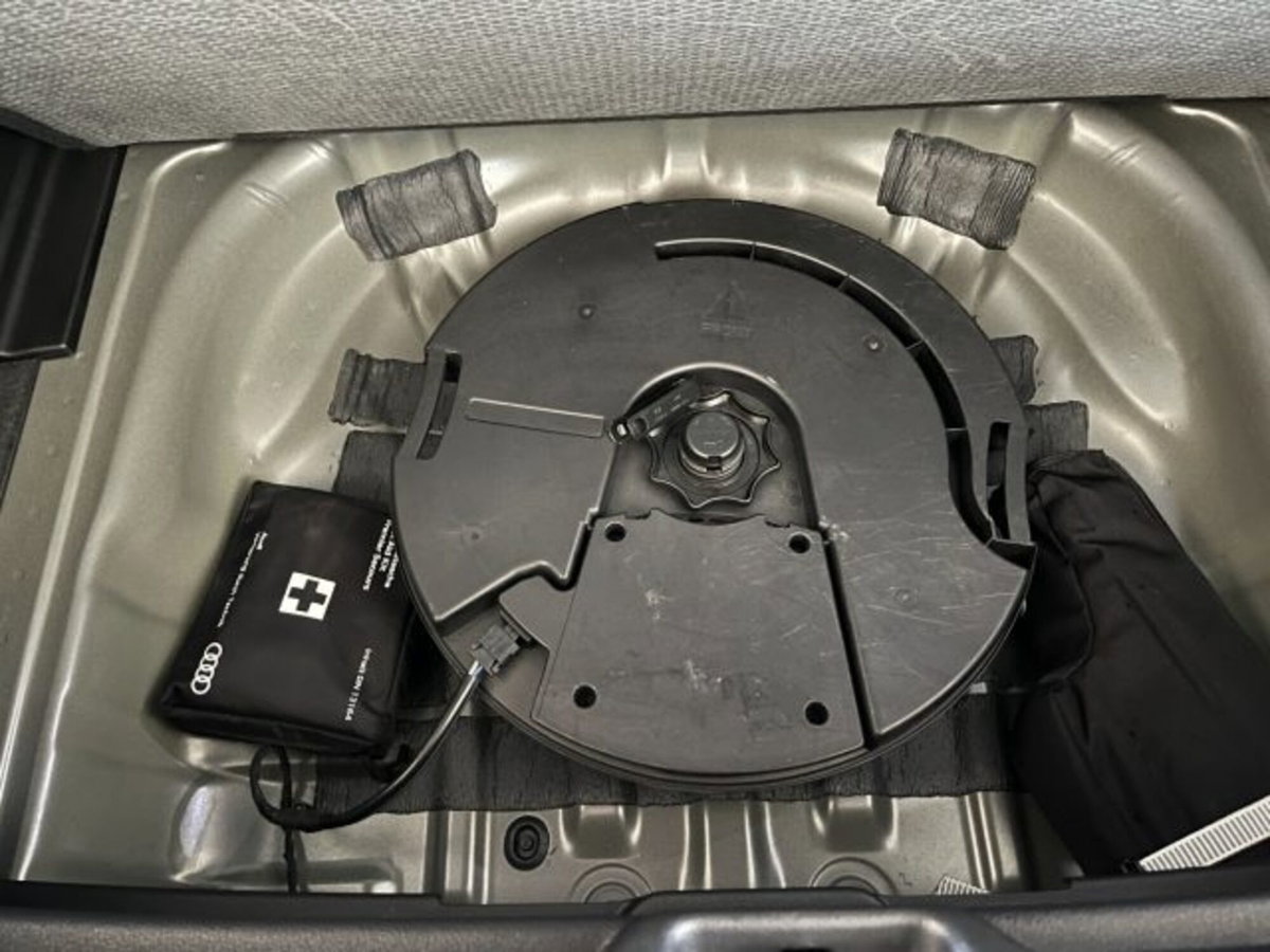 Audi Q2 Q2 35 TDI S line Edition (19)