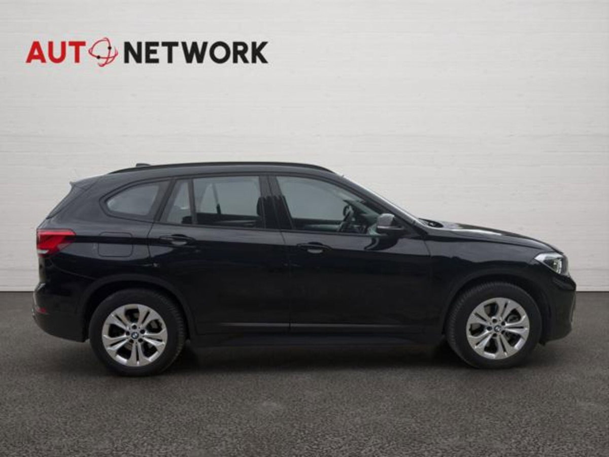 BMW X1 xDrive25e Business Advantage (6)