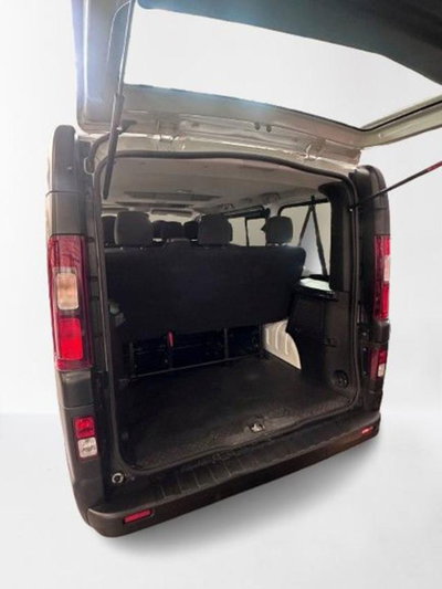 Nissan Primastar 2.0 dCi 110CV PC-TN Bus (7)