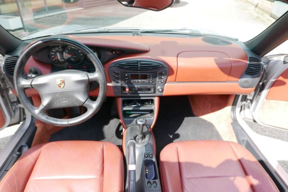Porsche Boxster 2.5i 24V cat (10)