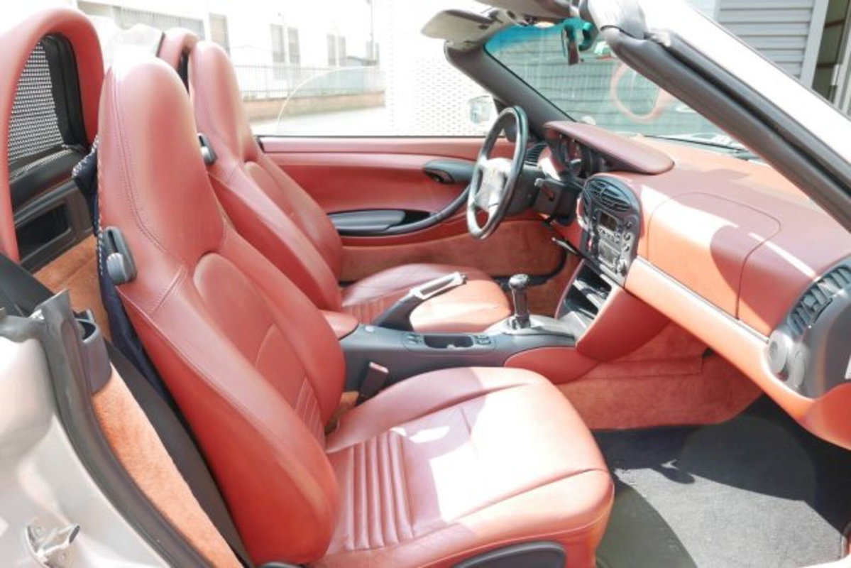 Porsche Boxster 2.5i 24V cat (11)