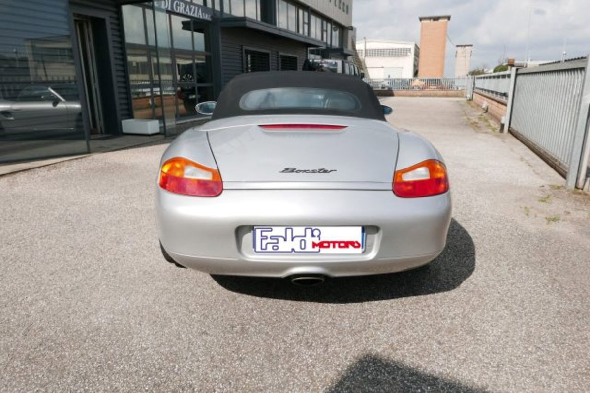 Porsche Boxster 2.5i 24V cat (9)