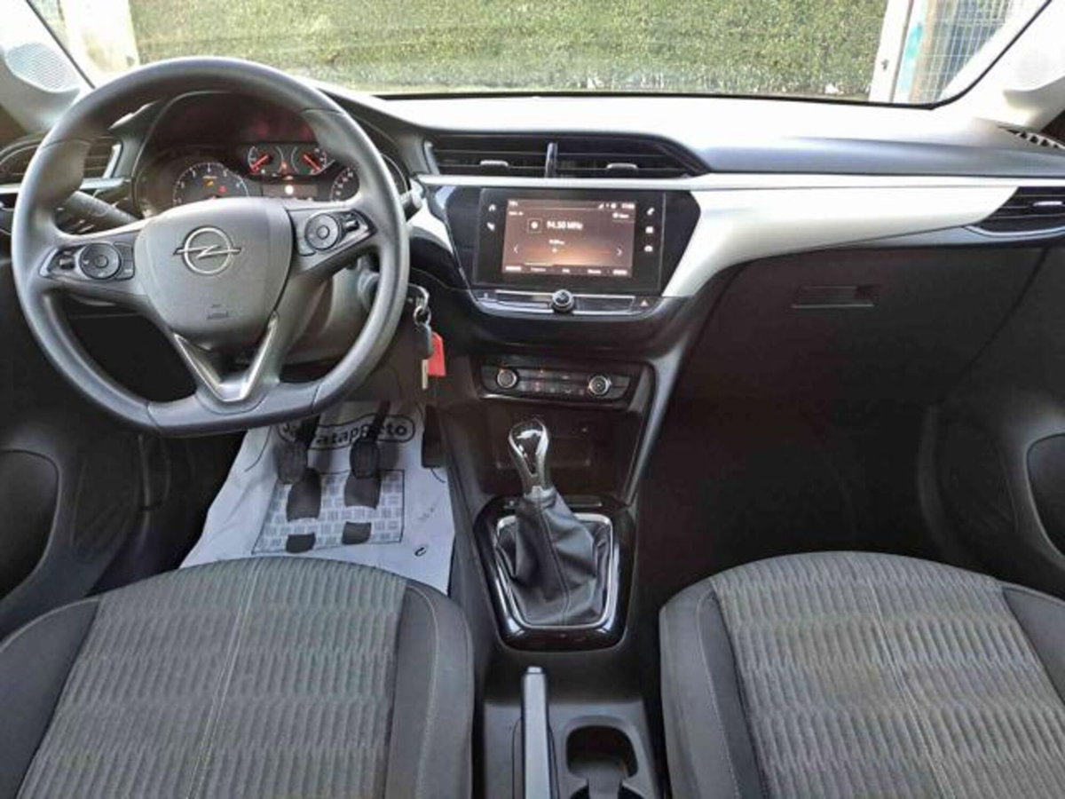 Opel Corsa 1.2 Edition (12)