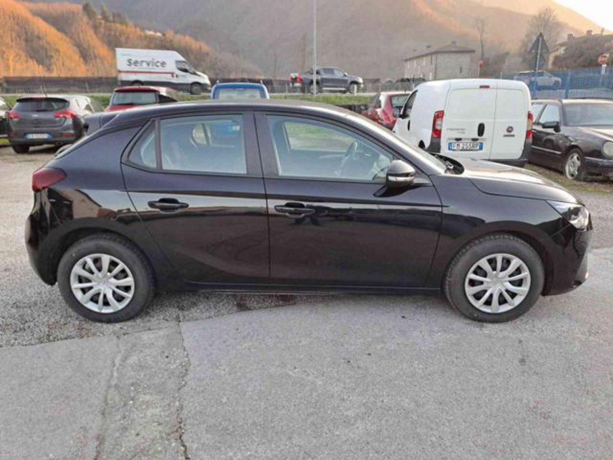 Opel Corsa 1.2 Edition (7)