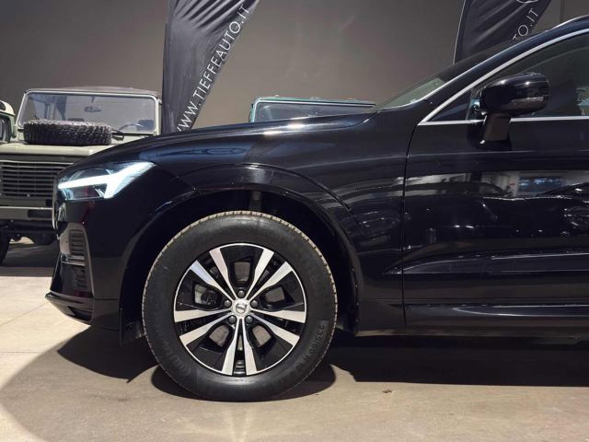 Volvo XC60 B4 Geartronic Momentum Pro (7)