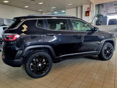 Jeep Compass 1.3 T4 190CV PHEV AT6 4xe Business Plus (4)