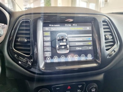 Jeep Compass 1.3 T4 190CV PHEV AT6 4xe Business Plus (6)