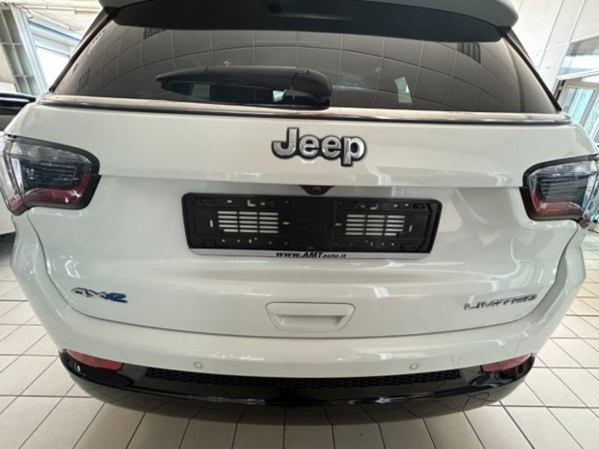 Jeep Compass 1.3 T4 190CV PHEV AT6 4xe Night Eagle (19)