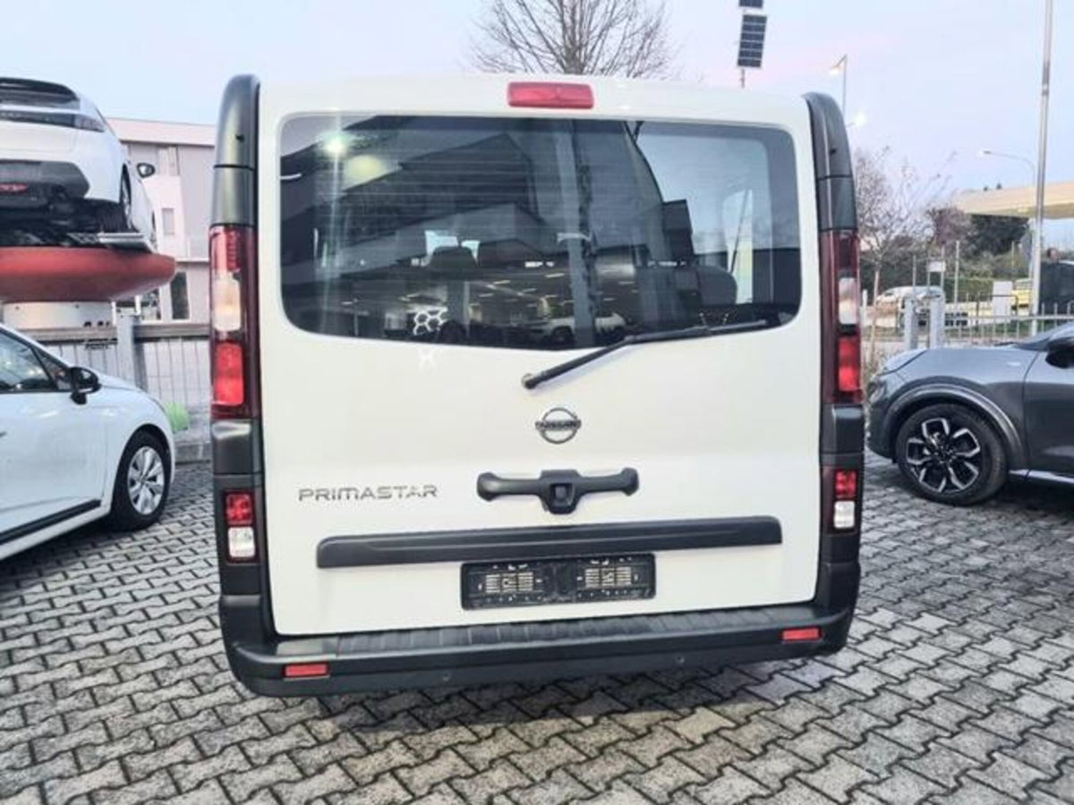 Nissan Primastar 2.0 dCi 110CV PC-TN Bus (4)
