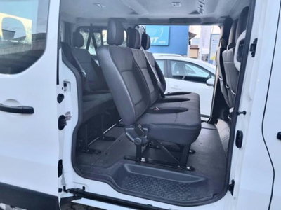 Nissan Primastar 2.0 dCi 110CV PC-TN Bus (8)
