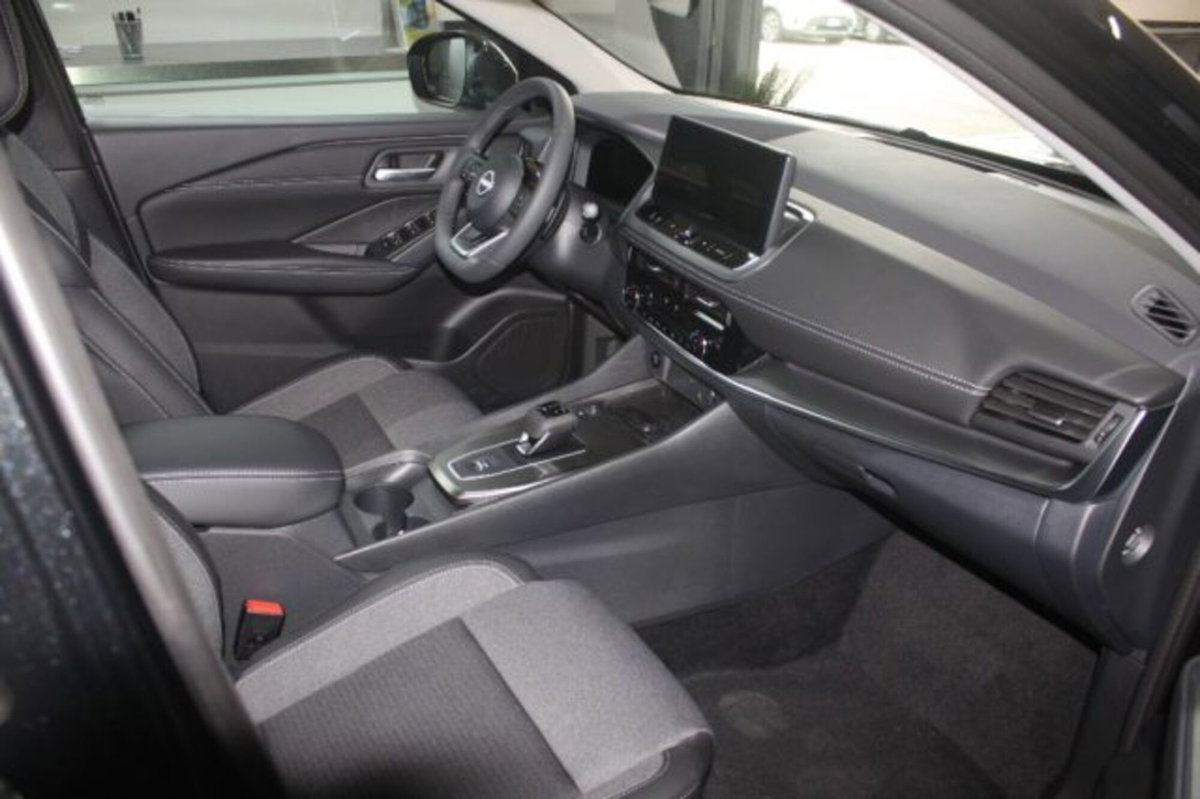 Nissan Qashqai 1.3 mhev N-Connecta 4wd 158cv xtronic (8)