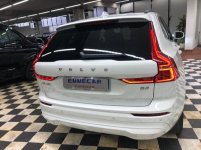 Volvo XC60 B4 automatico Core (6)