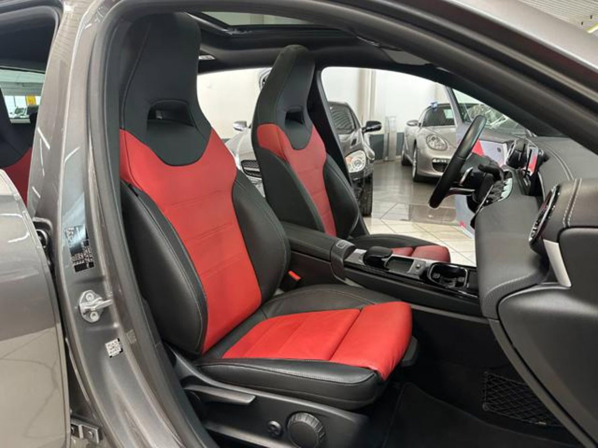 Mercedes-Benz Classe A 200 Sport (14)