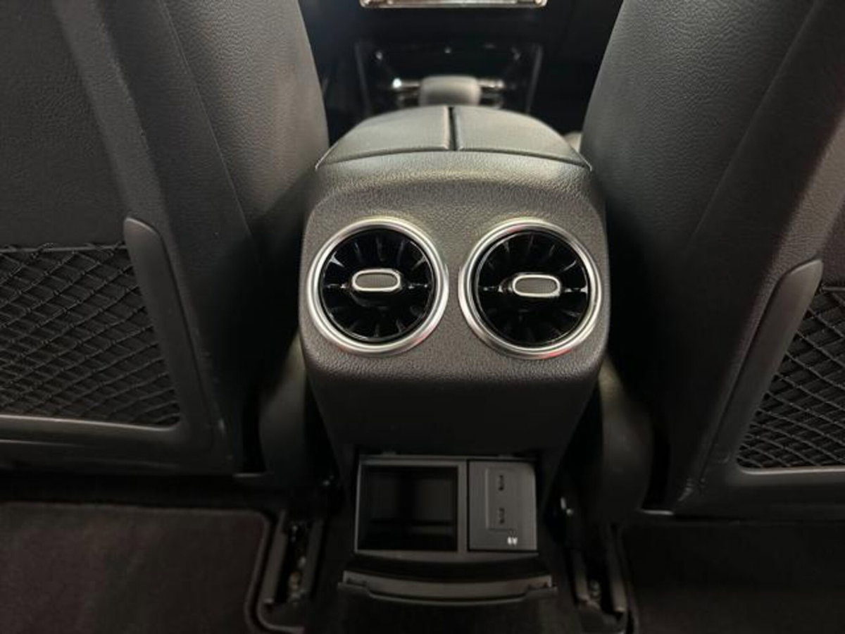 Mercedes-Benz Classe A 200 Sport (19)