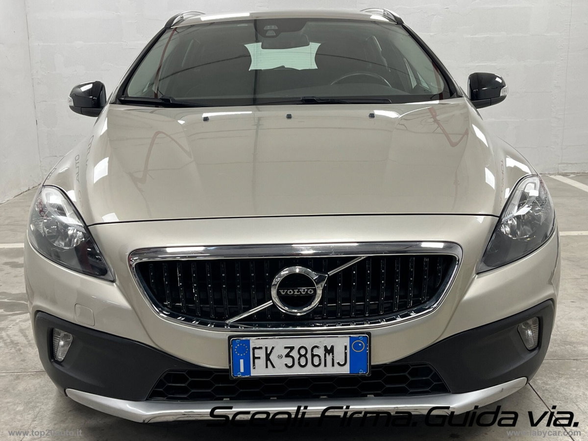 Volvo V40 Cross Country D2 Geartronic Business (16)