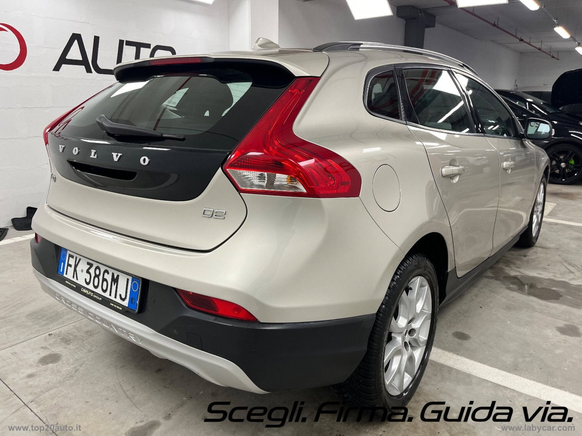 Volvo V40 Cross Country D2 Geartronic Business (3)