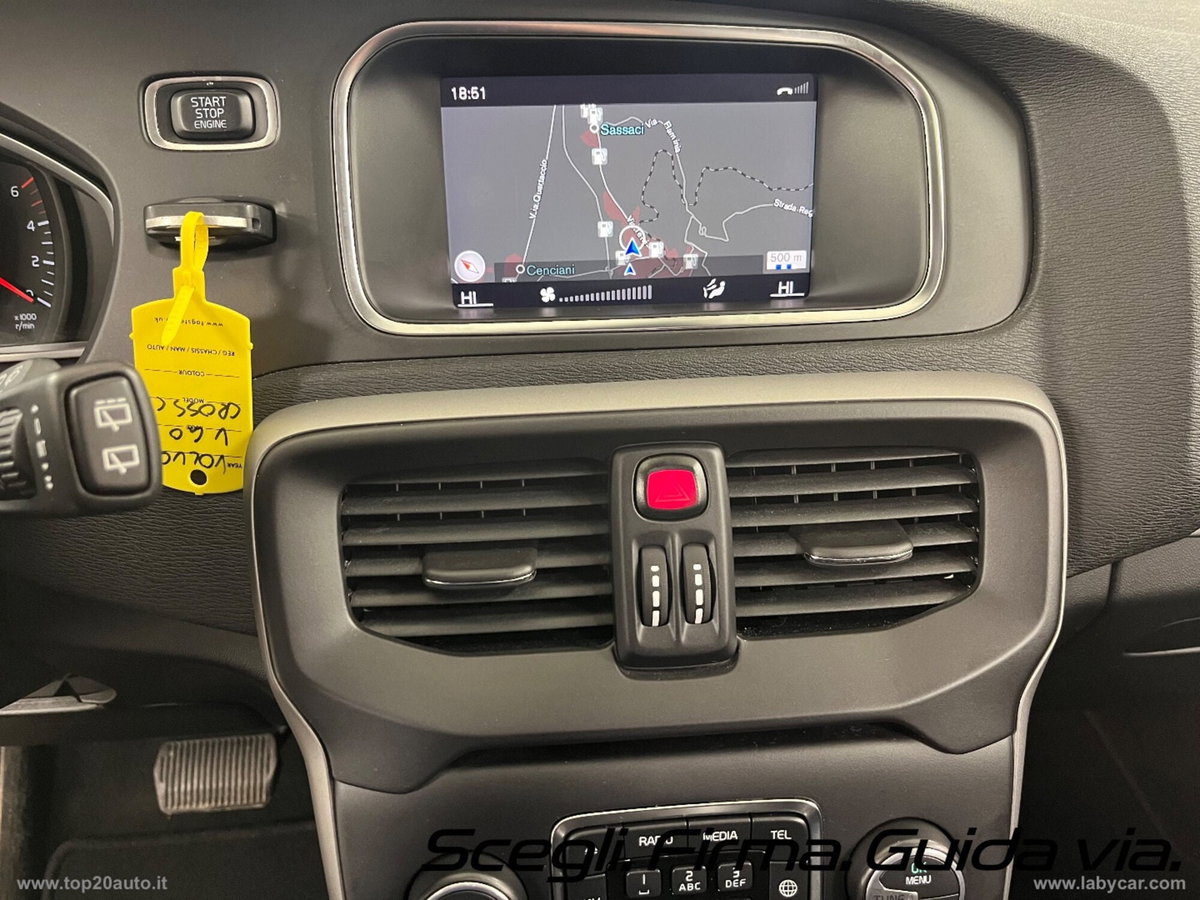 Volvo V40 Cross Country D2 Geartronic Business (8)