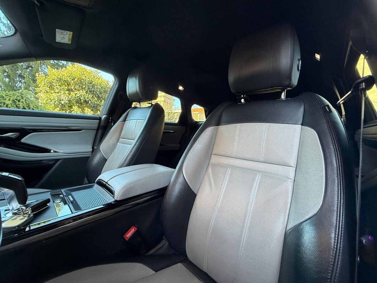 Land Rover Range Rover Evoque 2.0D I4 180 CV AWD Auto R-Dynamic (16)