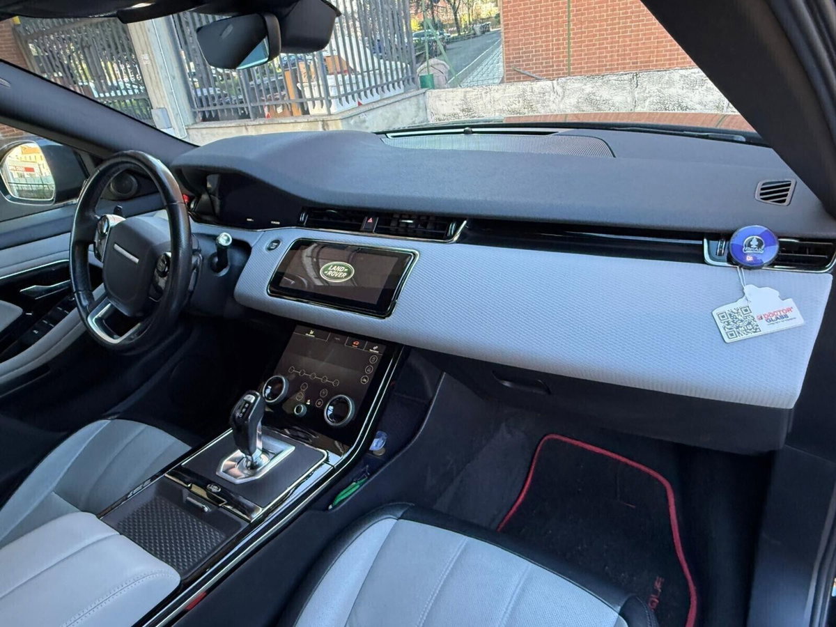 Land Rover Range Rover Evoque 2.0D I4 180 CV AWD Auto R-Dynamic (17)