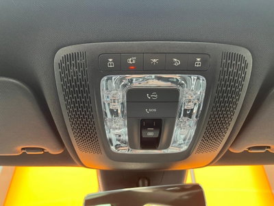Mercedes-Benz Classe A 180 d Premium (18)