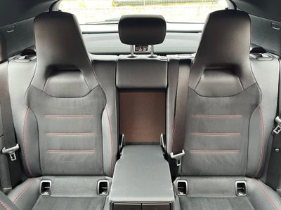 Mercedes-Benz Classe A 180 d Premium (8)