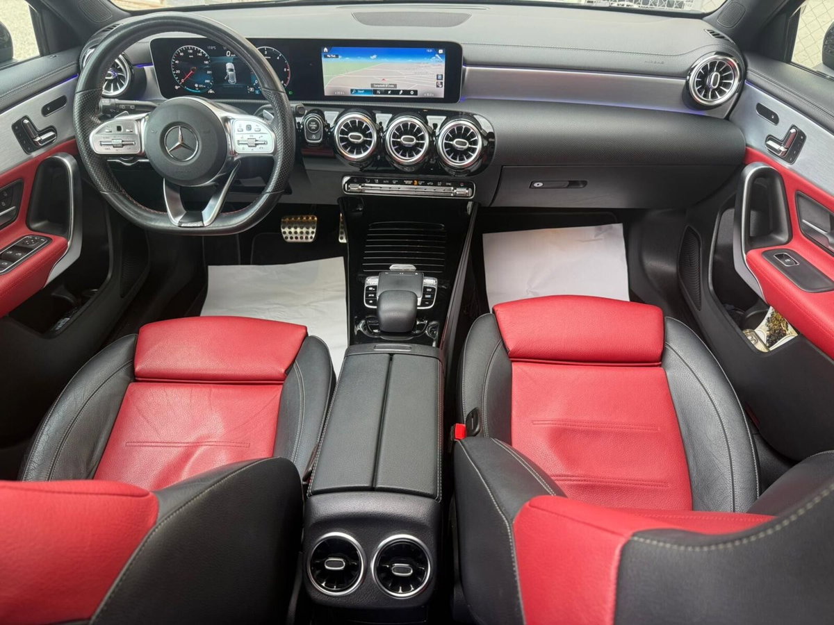 Mercedes-Benz Classe A 200 d Automatic Premium (17)