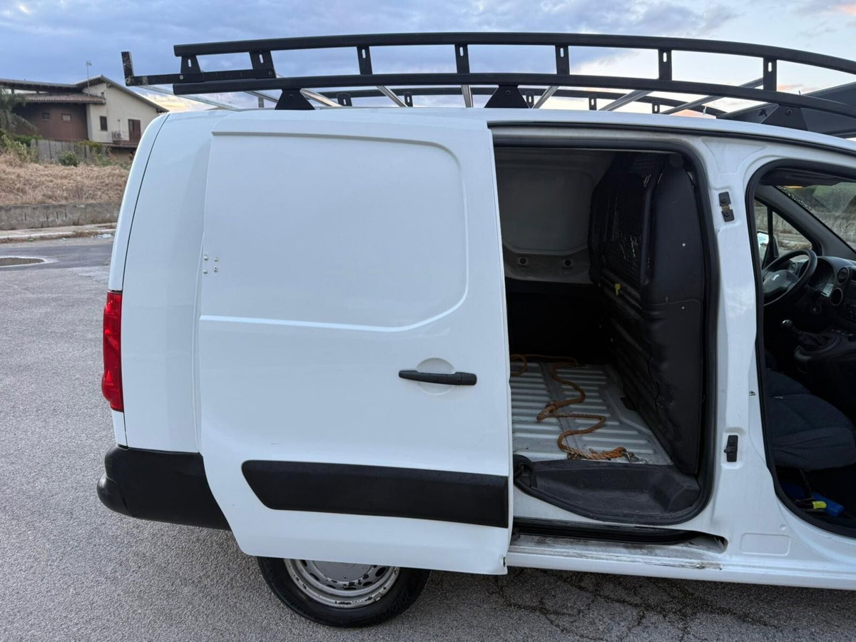 Peugeot Partner Furgone 1.6 HDi 90CV L2 3 posti Furgone Affaire (11)
