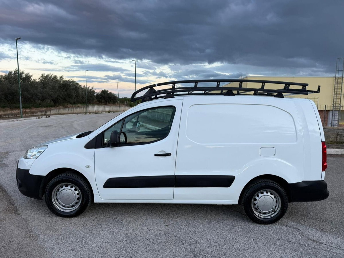 Peugeot Partner Furgone 1.6 HDi 90CV L2 3 posti Furgone Affaire (15)