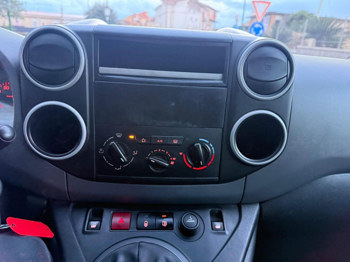 Peugeot Partner Furgone 1.6 HDi 90CV L2 3 posti Furgone Affaire (19)