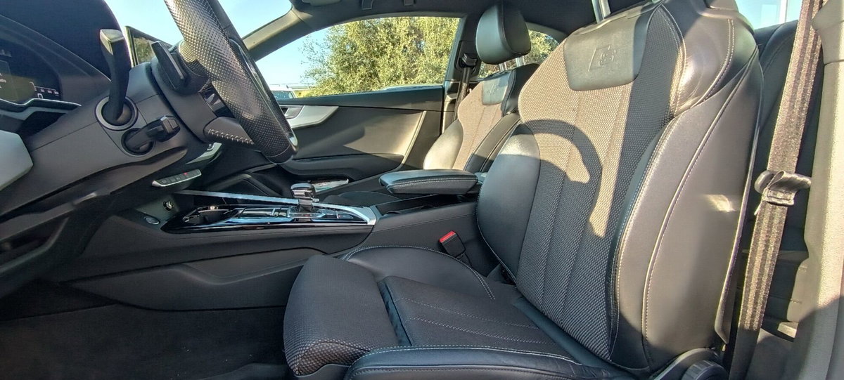 Audi A5 Coupé 40 TFSI S tronic (10)