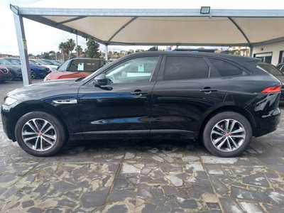 Jaguar F-Pace 2.0 D 180 CV AWD Portfolio (5)