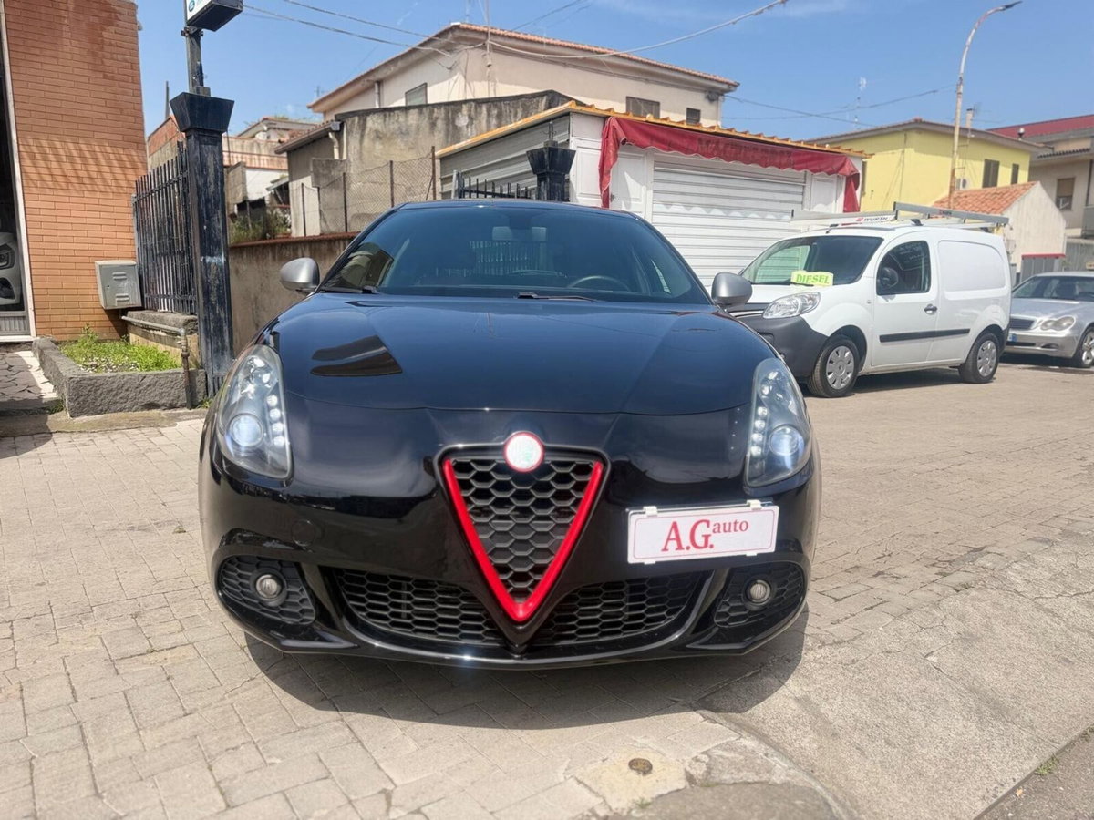 Alfa Romeo Giulietta 1.4 Turbo Distinctive Gpl 120cv E6 (2)