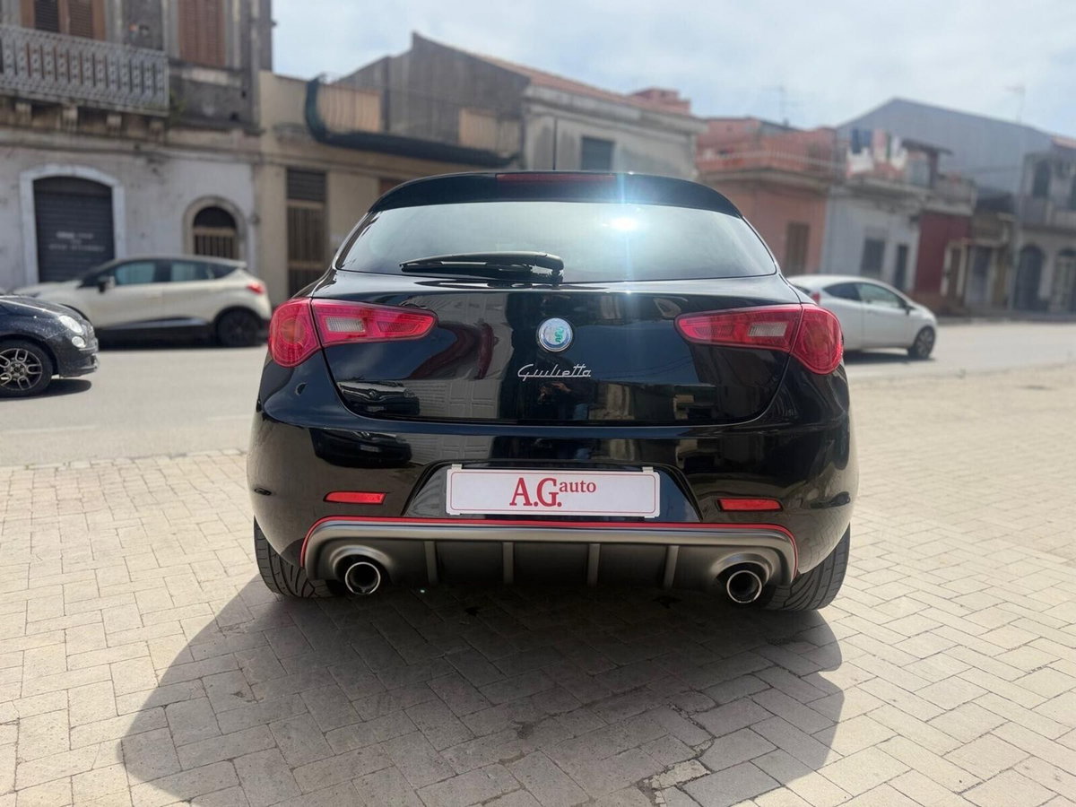 Alfa Romeo Giulietta 1.4 Turbo Distinctive Gpl 120cv E6 (6)