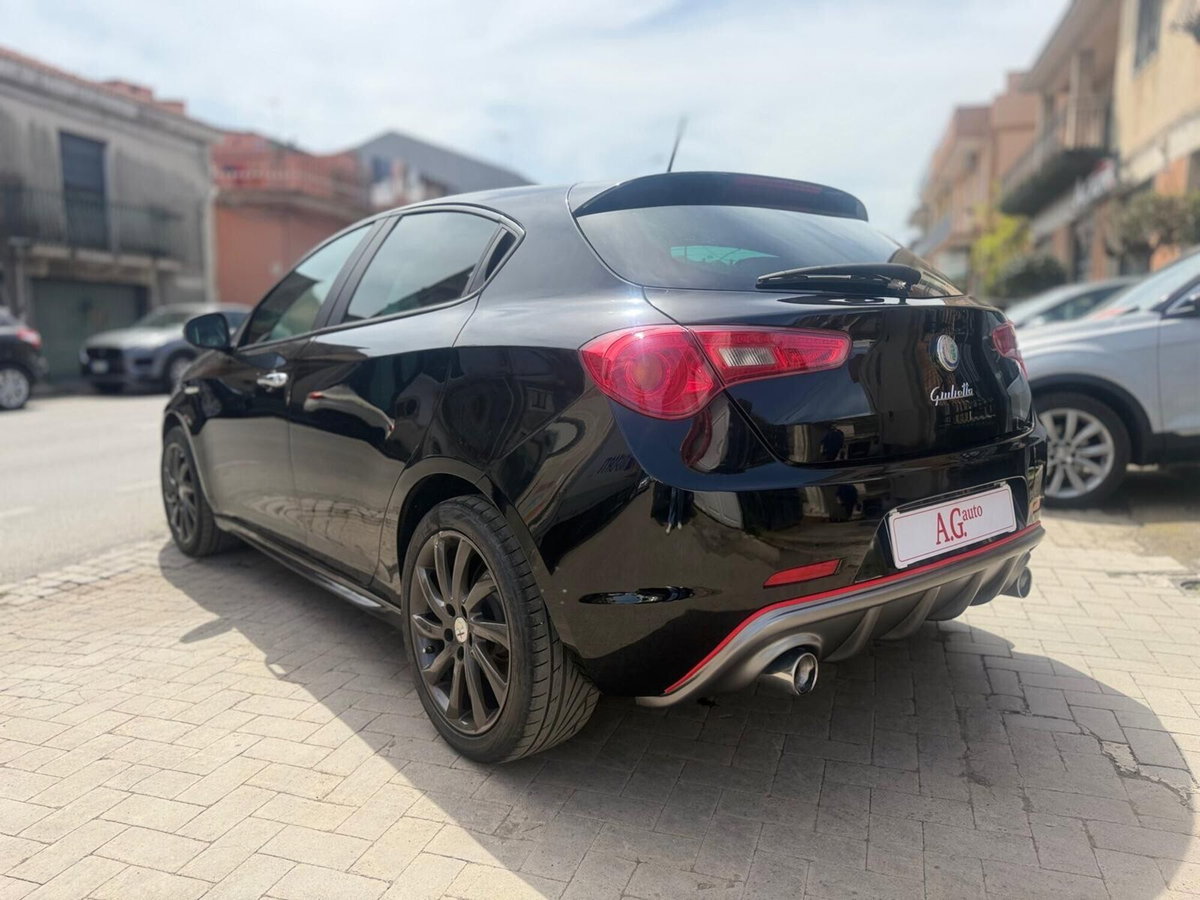 Alfa Romeo Giulietta 1.4 Turbo Distinctive Gpl 120cv E6 (7)
