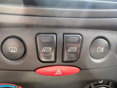Fiat Punto 1.9 JTD 5 porte Active (16)