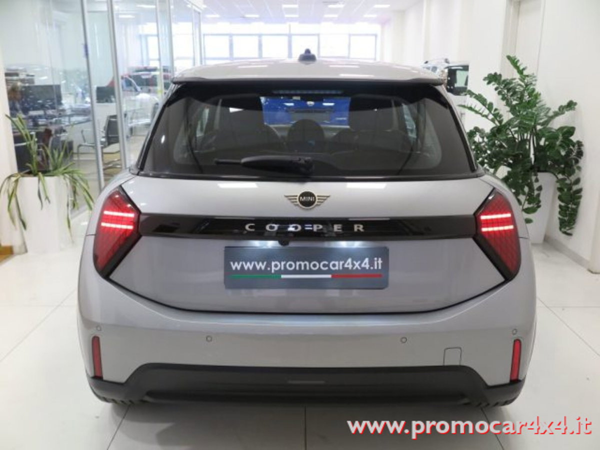 MINI Mini 3p 1.5 C Essential auto (5)