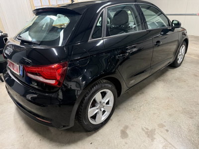 Audi A1 1.4 TDI Metal plus (6)
