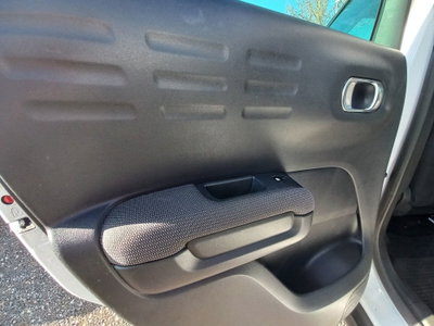 Citroen C3 Aircross BlueHDi 110 S&S Shine Pack (18)