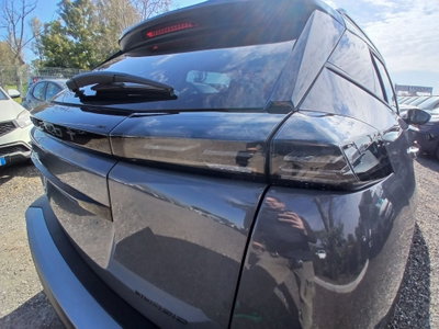 Peugeot 2008 1.2 hybrid Allure 145cv e-dcs6 (14)