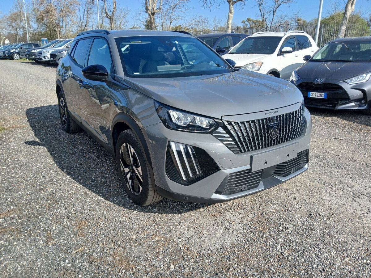 Peugeot 2008 1.2 hybrid Allure 145cv e-dcs6 (3)