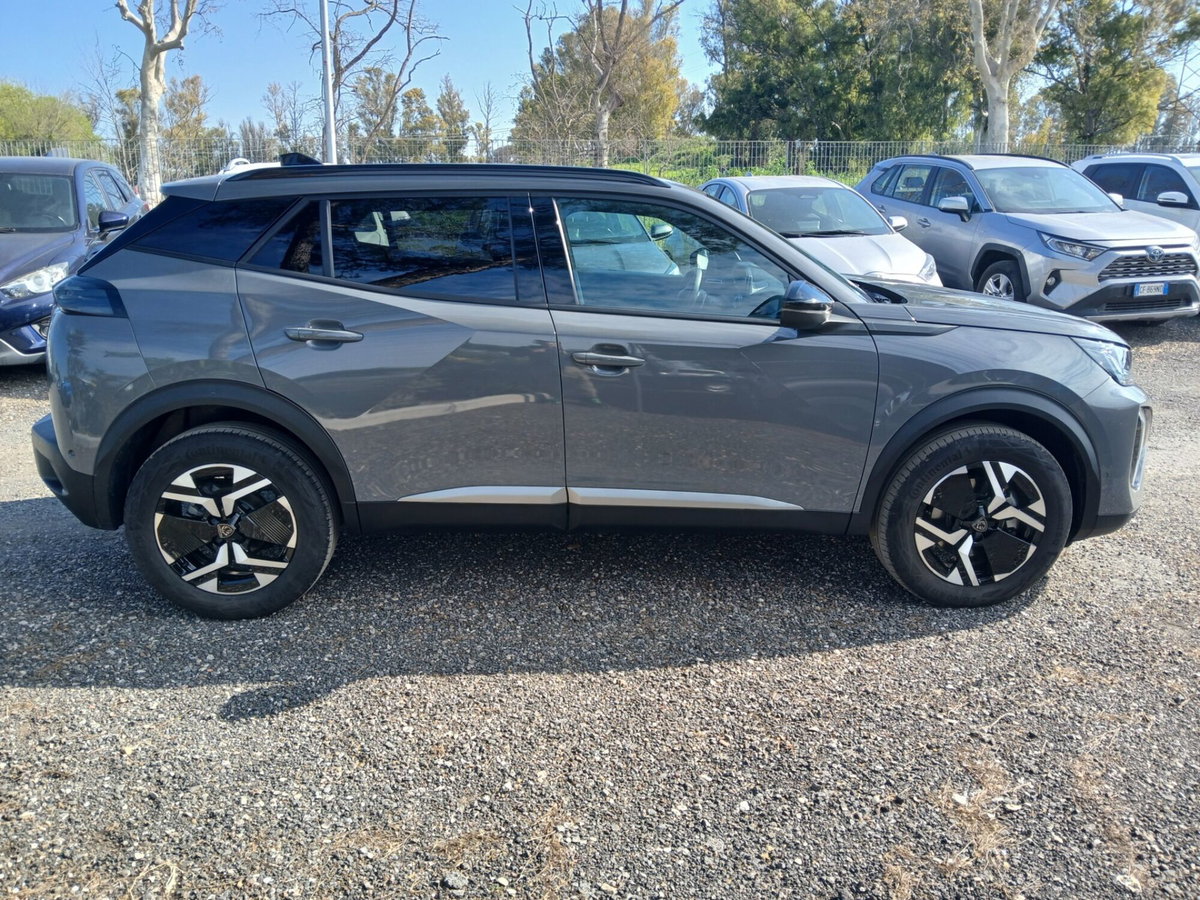 Peugeot 2008 1.2 hybrid Allure 145cv e-dcs6 (4)