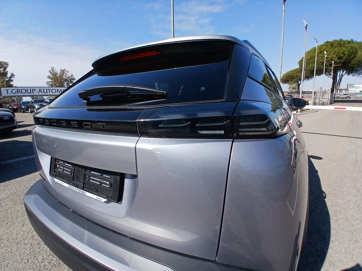 Peugeot 2008 1.2 turbo Allure 100cv (14)