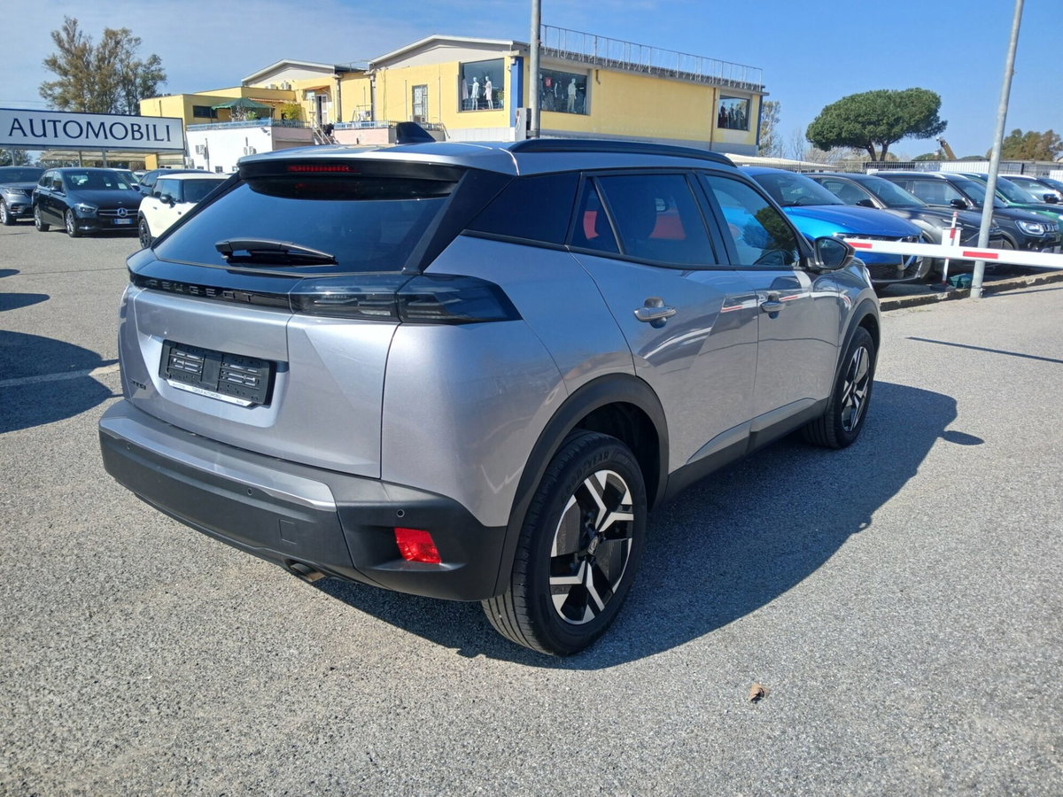 Peugeot 2008 1.2 turbo Allure 100cv (5)