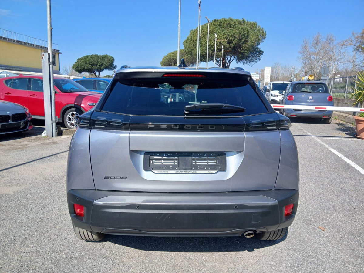 Peugeot 2008 1.2 turbo Allure 100cv (6)