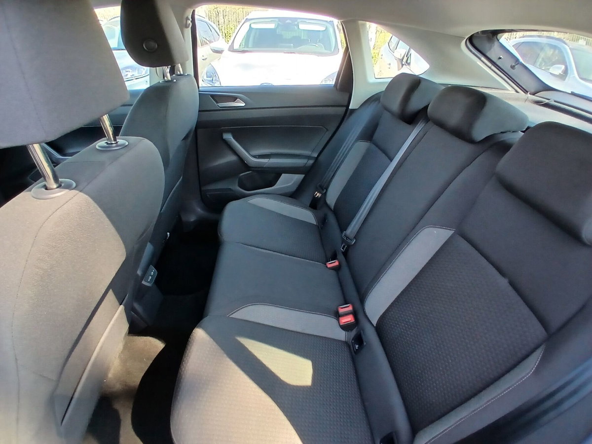Volkswagen Taigo 1.0 tsi Life 95cv (18)