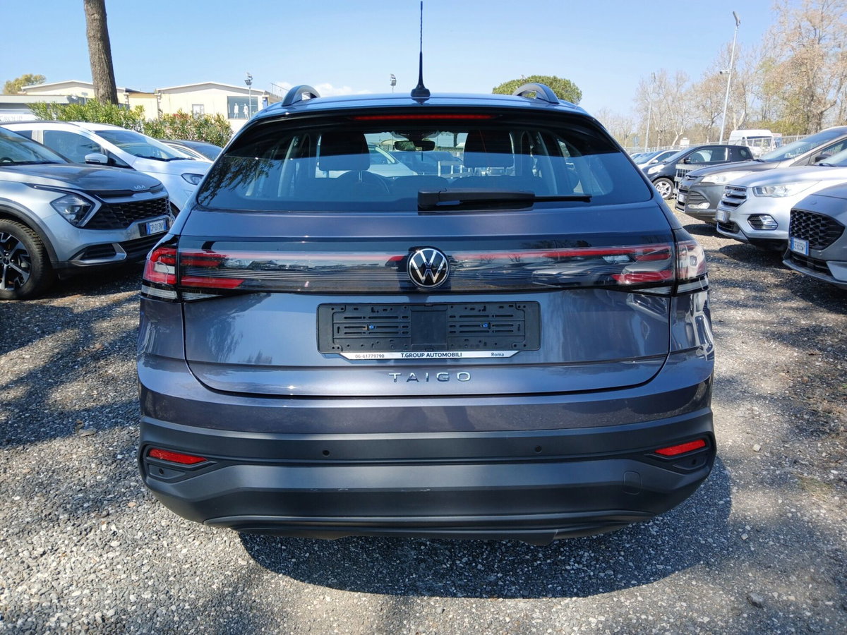 Volkswagen Taigo 1.0 tsi Life 95cv (6)