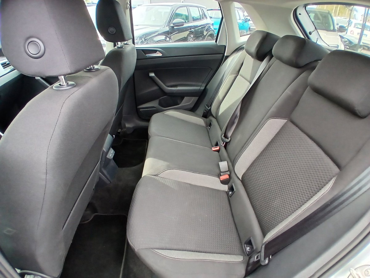 Volkswagen Polo 1.0 tsi Life 95cv dsg (19)